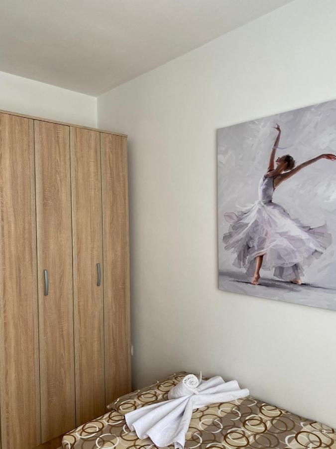 Apartment Varezic 플루지네 외부 사진