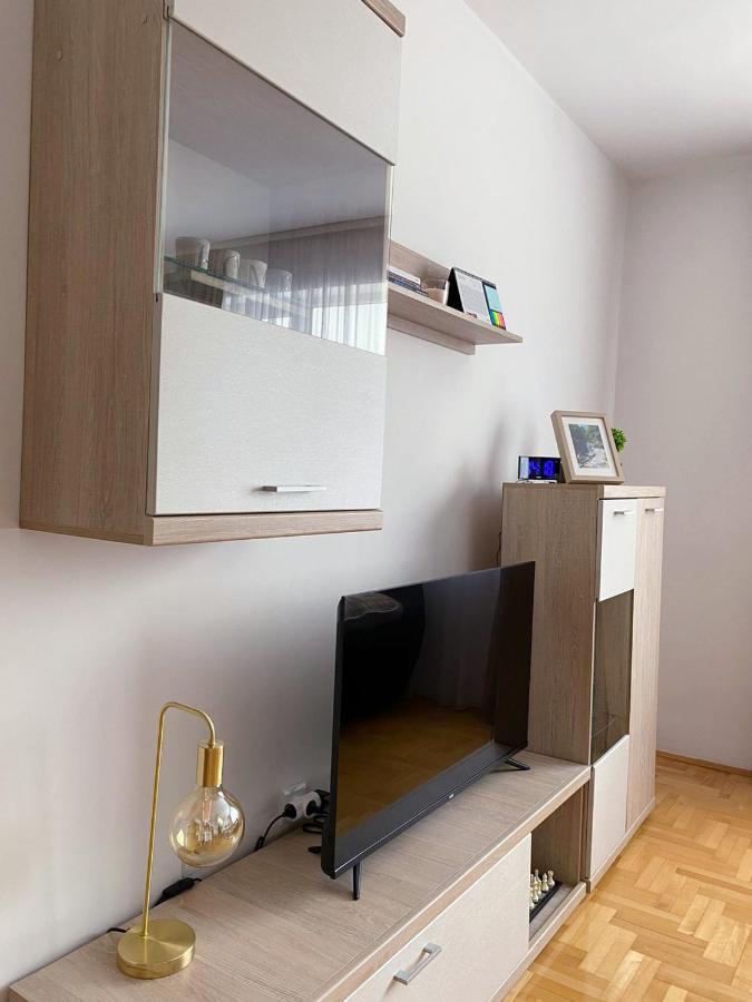 Apartment Varezic 플루지네 외부 사진